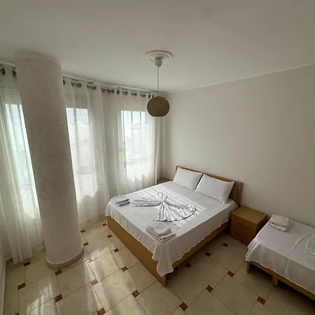 Sea View Shkembi I Kavajes Apartamento *